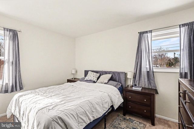 7112 DALHOUSE ST, Springfield, VA 22151