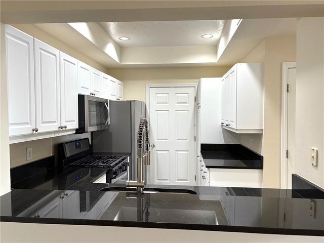3636 Habersham Road NW 1401, Atlanta, GA 30305