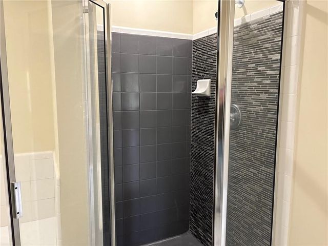 3636 Habersham Road NW 1401, Atlanta, GA 30305