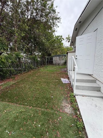 7001 NW 4th Ct BACK, Miami, FL 33150
