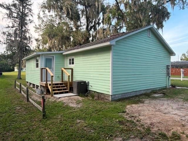 840 N FRANKFORT AVENUE, Deland, FL 32724