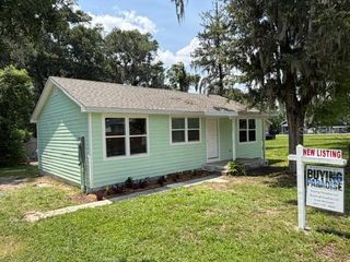 840 N FRANKFORT AVENUE, Deland, FL 32724