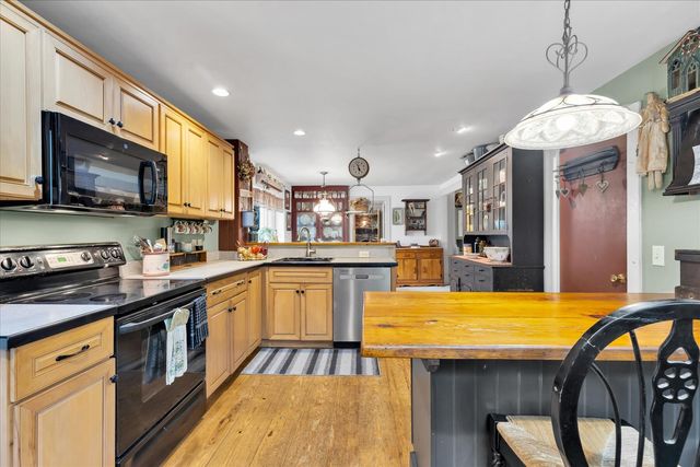 643 Main Street, Harwich, MA 02645