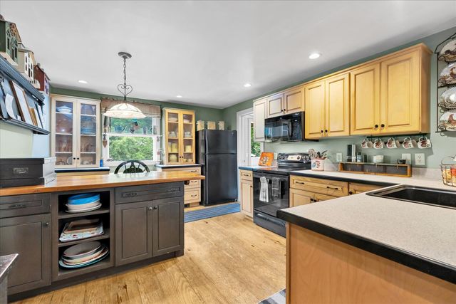 643 Main Street, Harwich, MA 02645