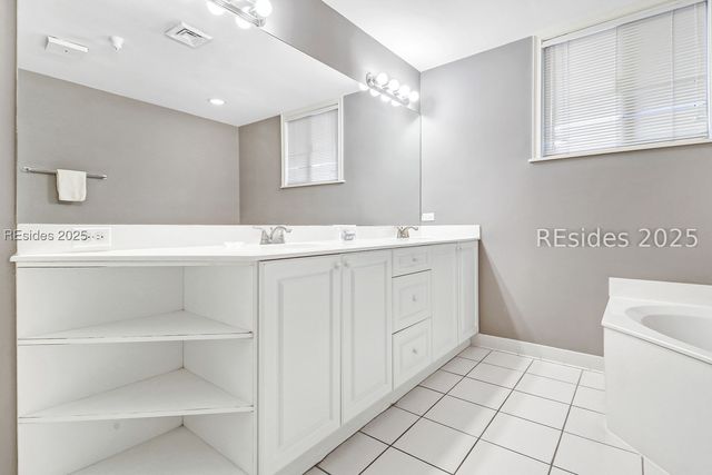 10 N Forest Beach Dr Apt 1401, Hilton Head Island, SC 29928