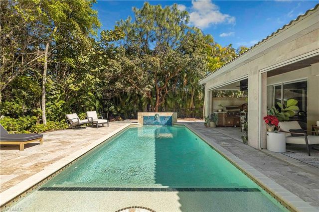 3638 Zion Park CT, Naples, FL 34116