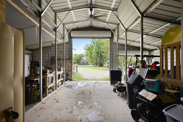 336 Meadows Estate Street, Tom Bean, TX 75491