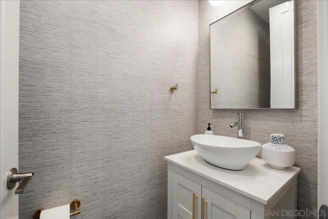 2055 5Th Ave, San Diego, CA 92101