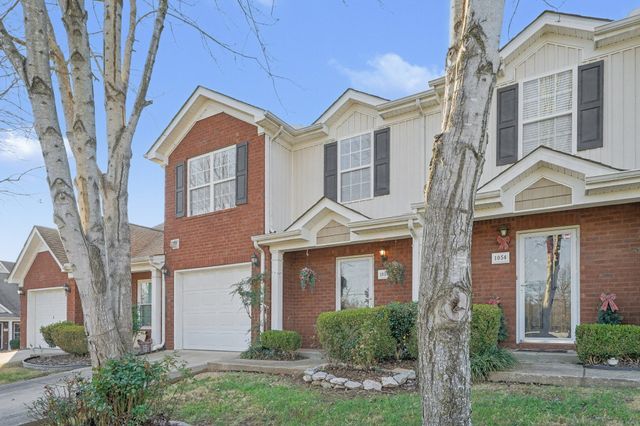 1056 Harold Lee Dr, Smyrna, TN 37167
