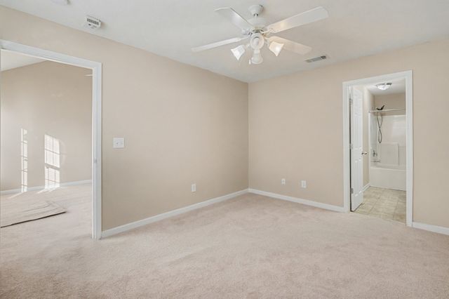 1056 Harold Lee Dr, Smyrna, TN 37167