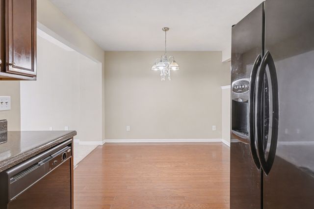 1056 Harold Lee Dr, Smyrna, TN 37167