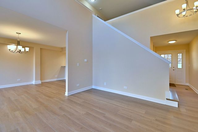 3208 Raphael Court, St. Charles, IL 60175