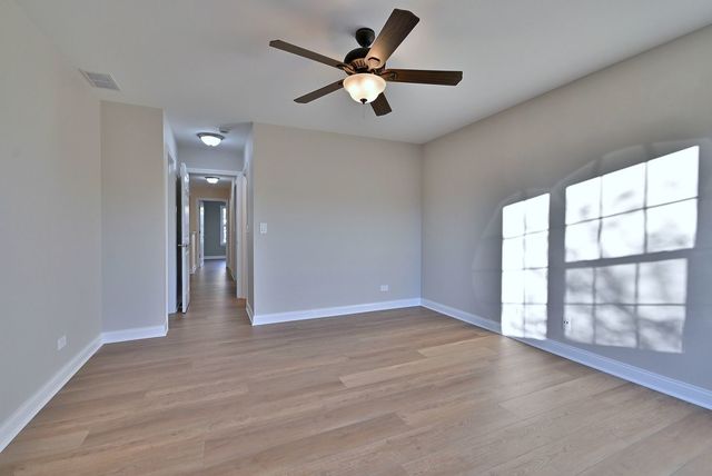 3208 Raphael Court, St. Charles, IL 60175