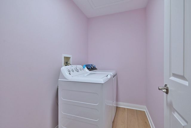 3208 Raphael Court, St. Charles, IL 60175