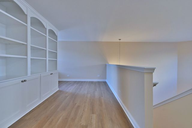 3208 Raphael Court, St. Charles, IL 60175