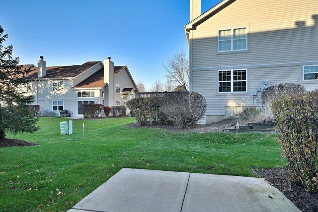 3208 Raphael Court, St. Charles, IL 60175