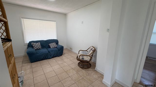 4735 S 17 Street, Omaha, NE 68107