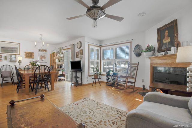 22 Rosemary Way, Rhinebeck, NY 12572