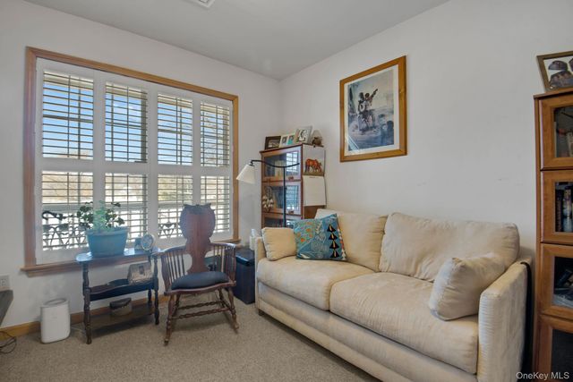 22 Rosemary Way, Rhinebeck, NY 12572