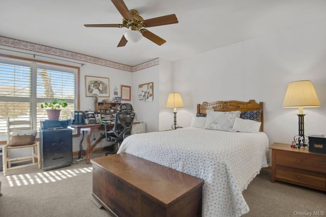 22 Rosemary Way, Rhinebeck, NY 12572