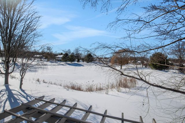 22 Rosemary Way, Rhinebeck, NY 12572