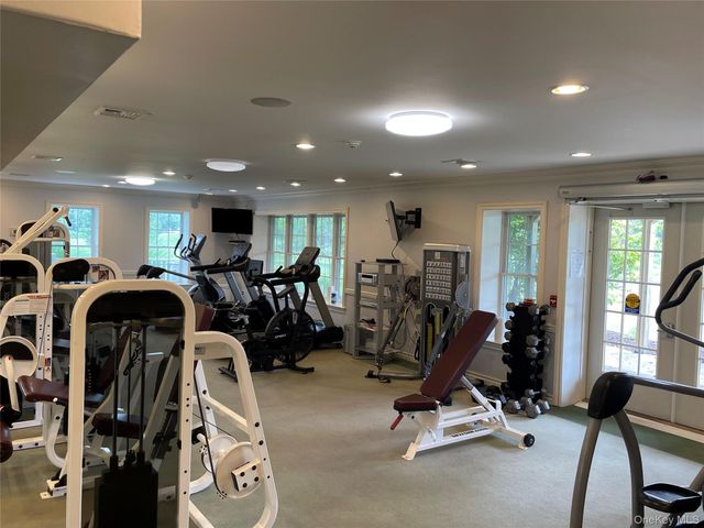 22 Rosemary Way, Rhinebeck, NY 12572