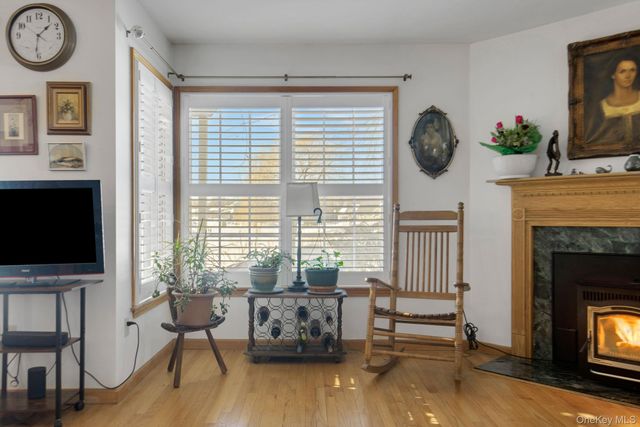 22 Rosemary Way, Rhinebeck, NY 12572