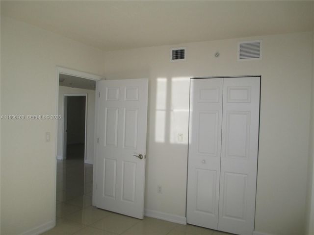 420 SW 12th Ave 1206, Miami, FL 33130