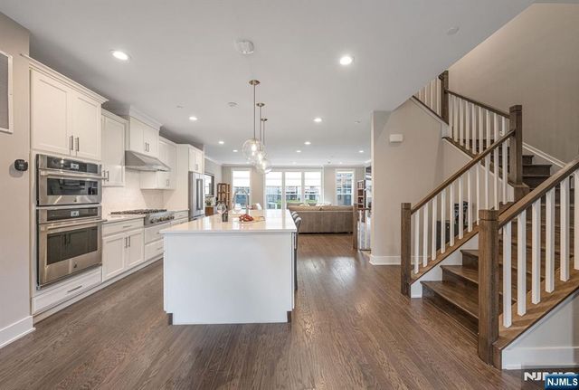 3 Cinnamon Drive, Upper Saddle River, NJ 07458