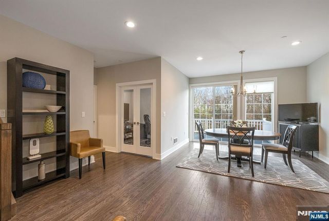 3 Cinnamon Drive, Upper Saddle River, NJ 07458