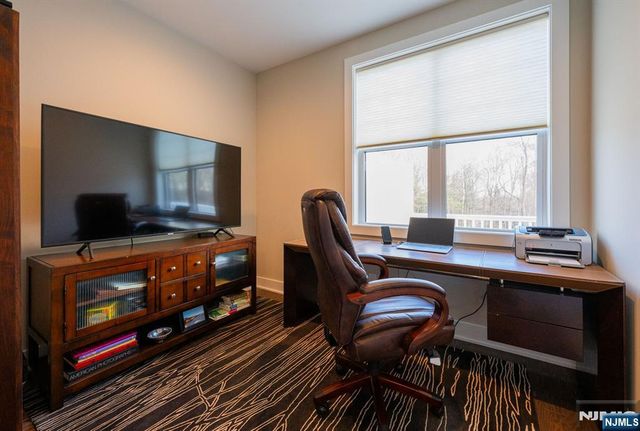 3 Cinnamon Drive, Upper Saddle River, NJ 07458