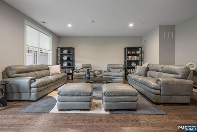 3 Cinnamon Drive, Upper Saddle River, NJ 07458