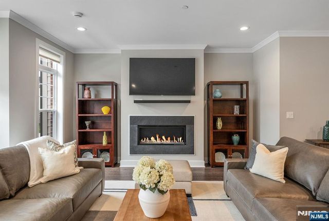 3 Cinnamon Drive, Upper Saddle River, NJ 07458