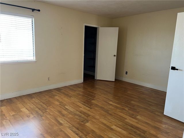 2611 Aracatuba Avenue, Las Vegas, NV 89121