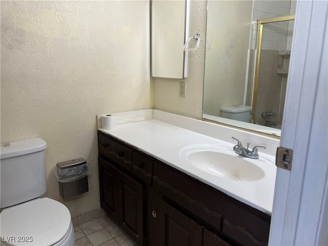 2611 Aracatuba Avenue, Las Vegas, NV 89121