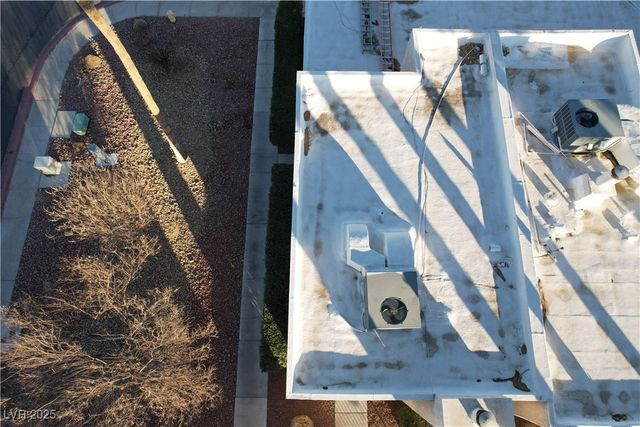 2611 Aracatuba Avenue, Las Vegas, NV 89121