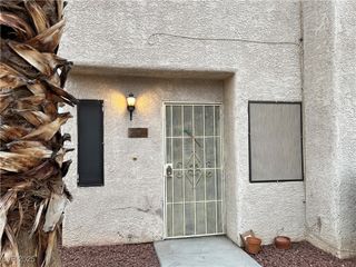 2611 Aracatuba Avenue, Las Vegas, NV 89121