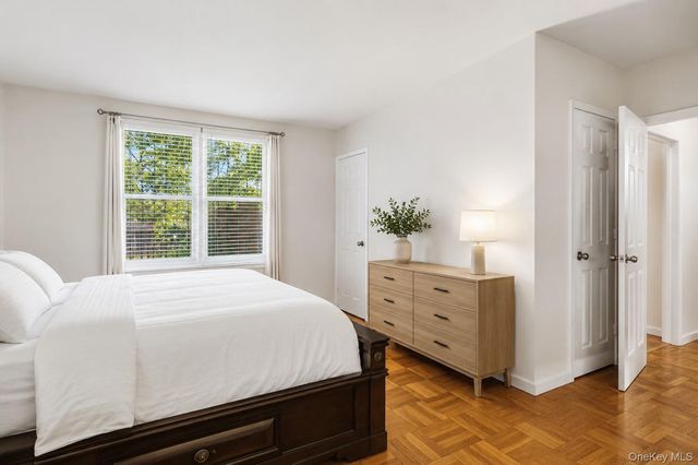 3425 150th Pl 1B, Flushing, NY 11354