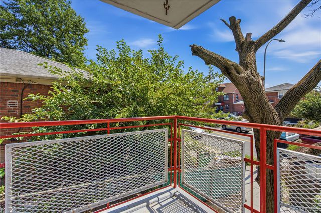 3425 150th Pl 1B, Flushing, NY 11354