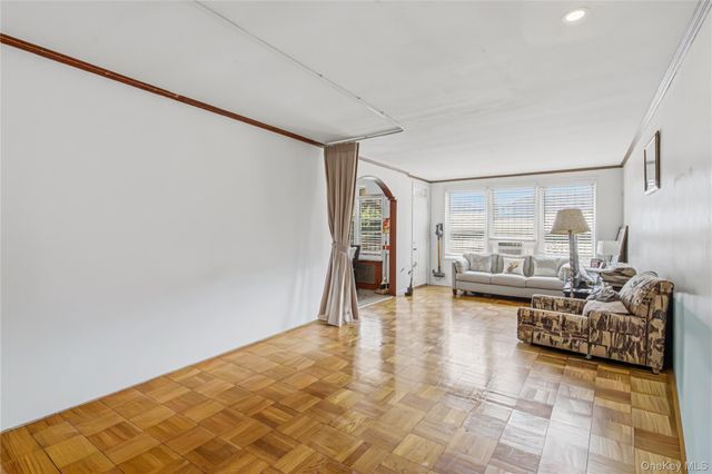 3425 150th Pl 1B, Flushing, NY 11354