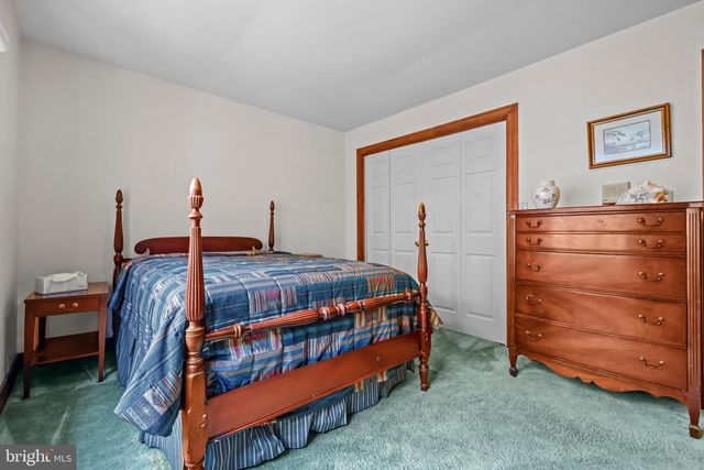 32 CARRIAGE HILL LN, Fredericksburg, VA 22407