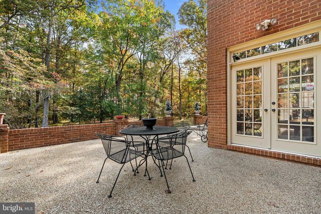 32 CARRIAGE HILL LN, Fredericksburg, VA 22407