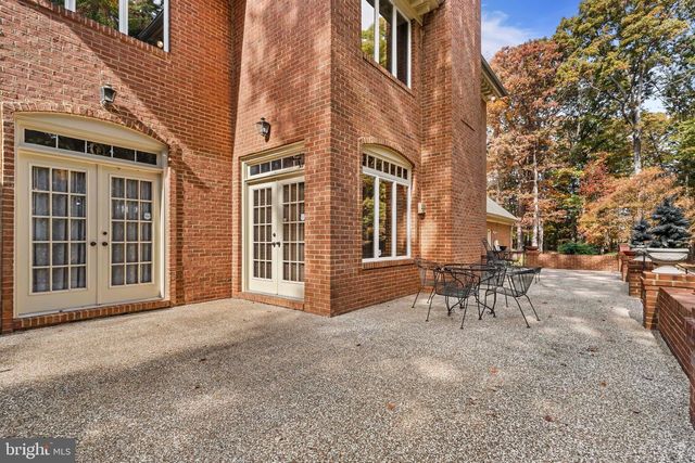 32 CARRIAGE HILL LN, Fredericksburg, VA 22407