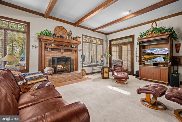 32 CARRIAGE HILL LN, Fredericksburg, VA 22407