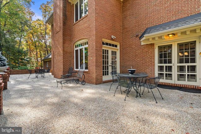32 CARRIAGE HILL LN, Fredericksburg, VA 22407