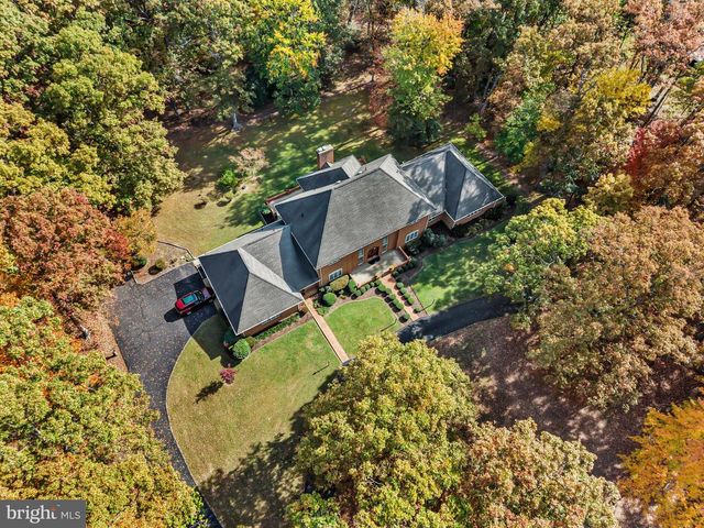 32 CARRIAGE HILL LN, Fredericksburg, VA 22407