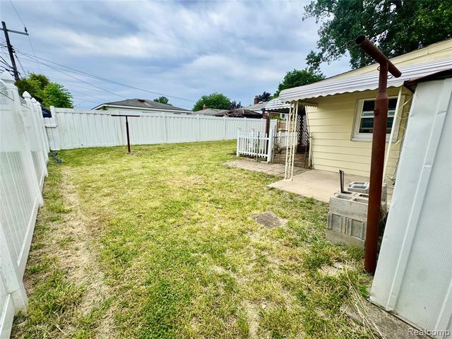 19940 Stanley Street, Melvindale, MI 48122
