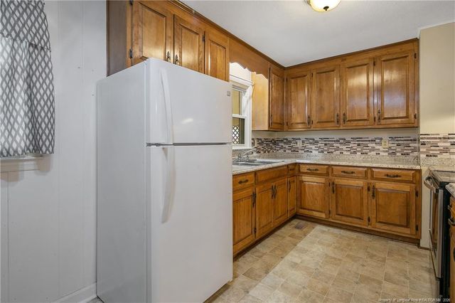 322 Lafayette Street, Saint Pauls, NC 28384