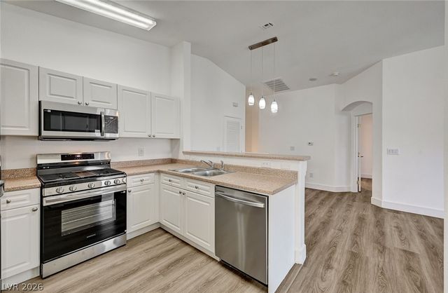 8830 Tomnitz Avenue 101, Las Vegas, NV 89178