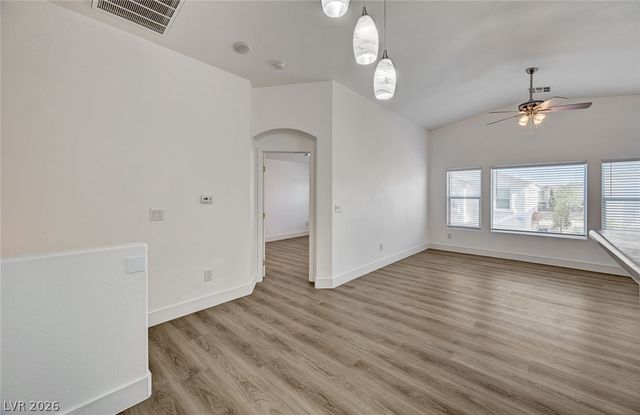 8830 Tomnitz Avenue 101, Las Vegas, NV 89178